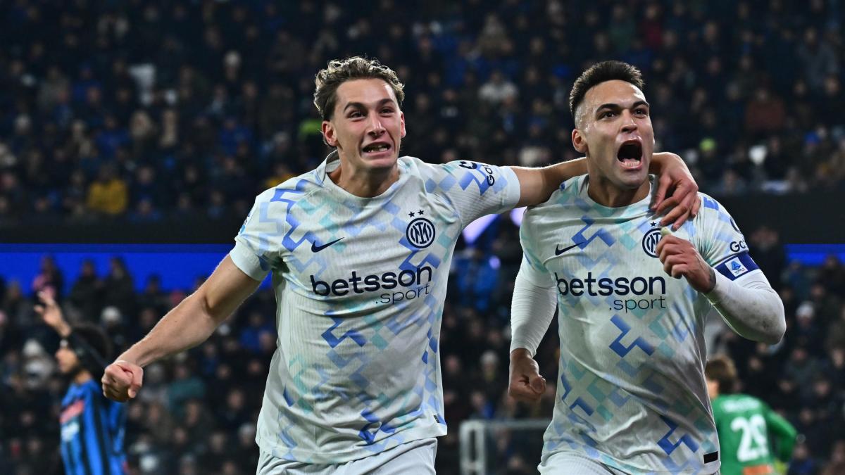 [ad_1] Inter obține o victorie importantă în fața Atalantei Într-o confruntare intensă la Gewiss Stadium din Bergamo, echipa Inter, antrenată de Cristian Chivu, și-a consolidat poziția de lider în Serie A