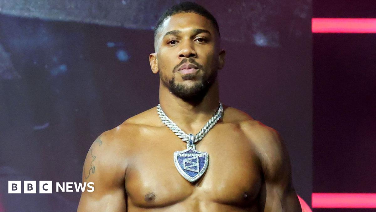 Anthony Joshua injured in Nigeria car crash, with two others dead