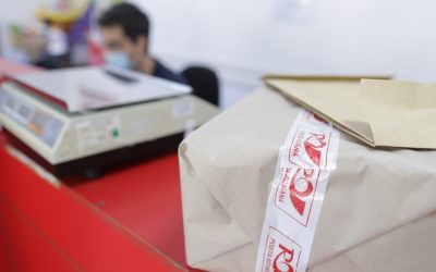 Guvernul cere firmelor de curierat să strângă pentru el un milion euro pe zi de la Temu, AliExpres sau Trendyol. Nu le spune și cum