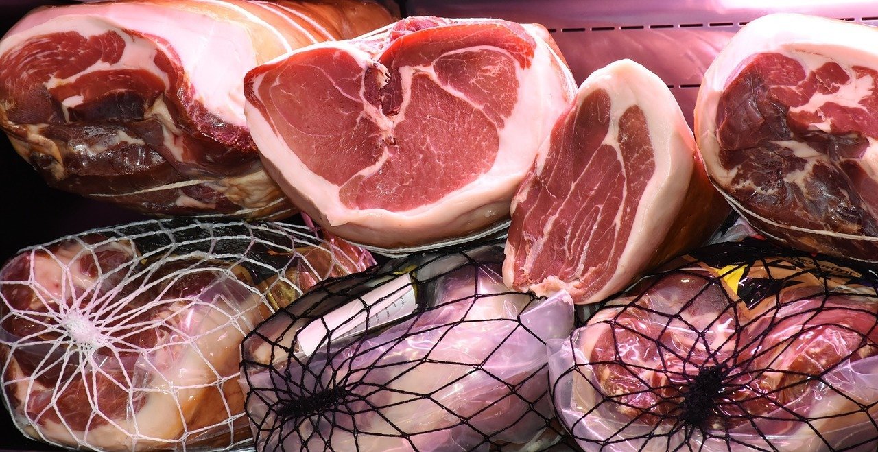ANSVSA a prezentat bilanțul anului 2022: un an de provocări și rezultate pentru siguranța alimentelor în România Anul 2022 a fost marcat, din punct de vedere sanitar veterinar, de o activitate intensă din partea Autorității Naționale Sanitare Veterinare și pentru Siguranța Alimentelor (ANSVSA)