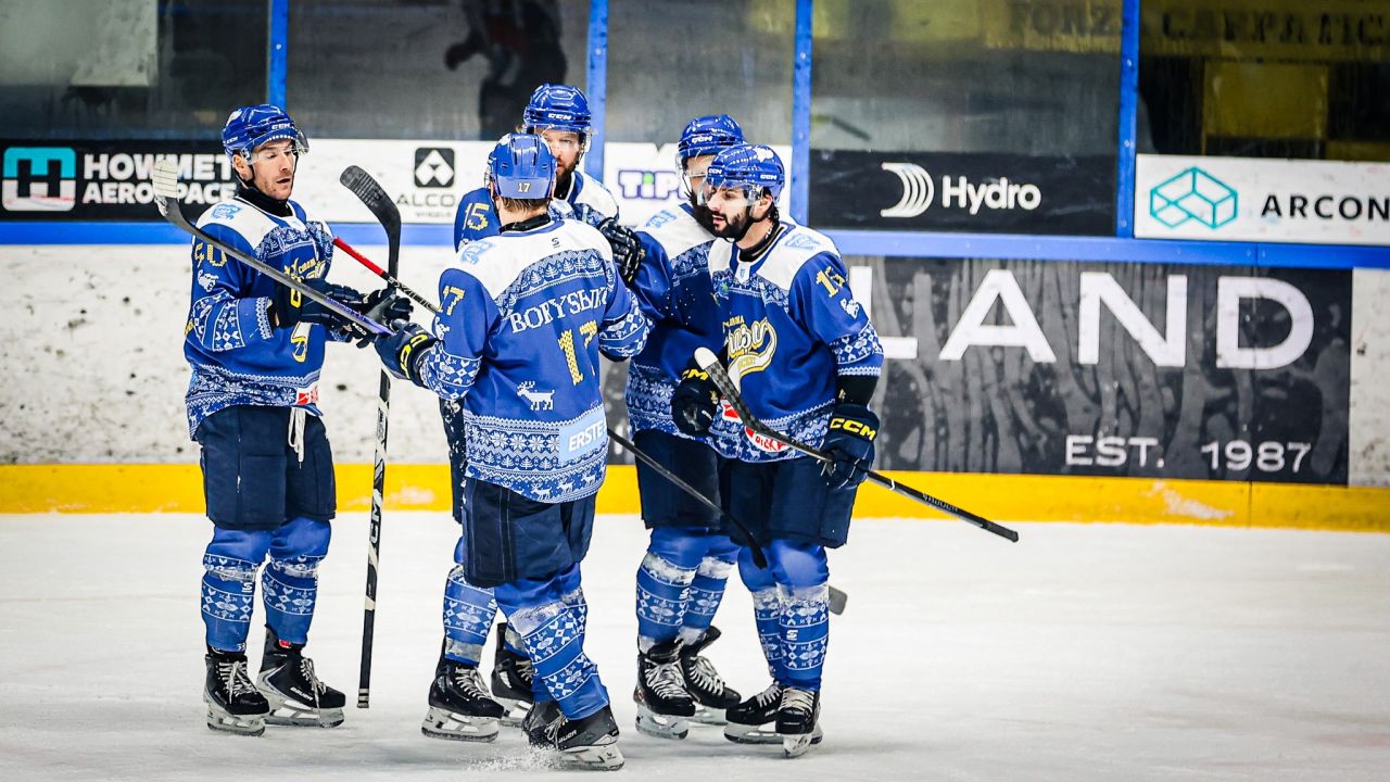 Corona Brașov, lider în toate competițiile la finalul anului 2025!