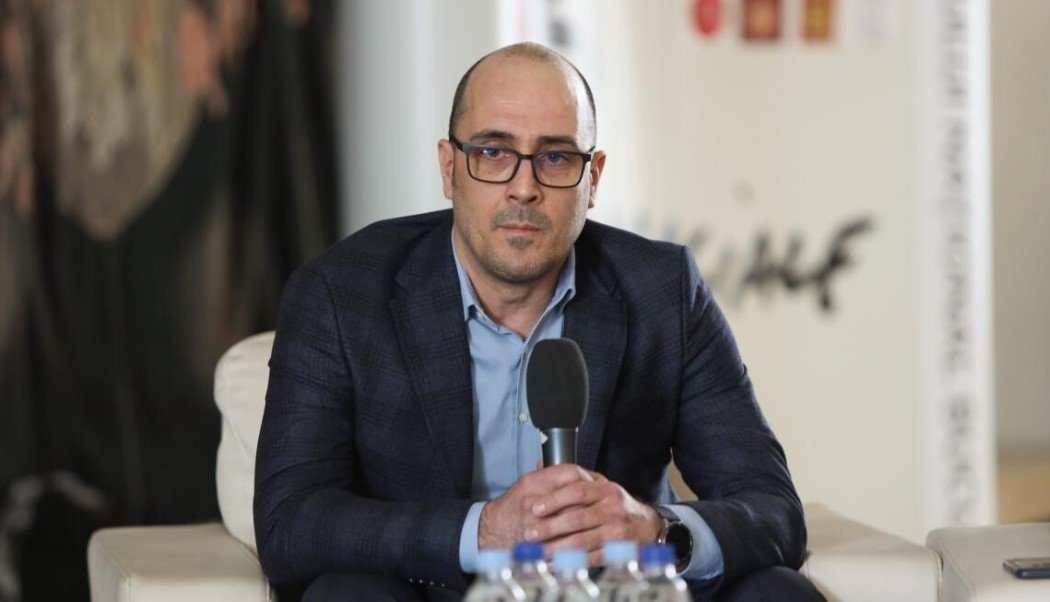 George Călin pleacă din funcția de manager al Teatrului Național din motive personale