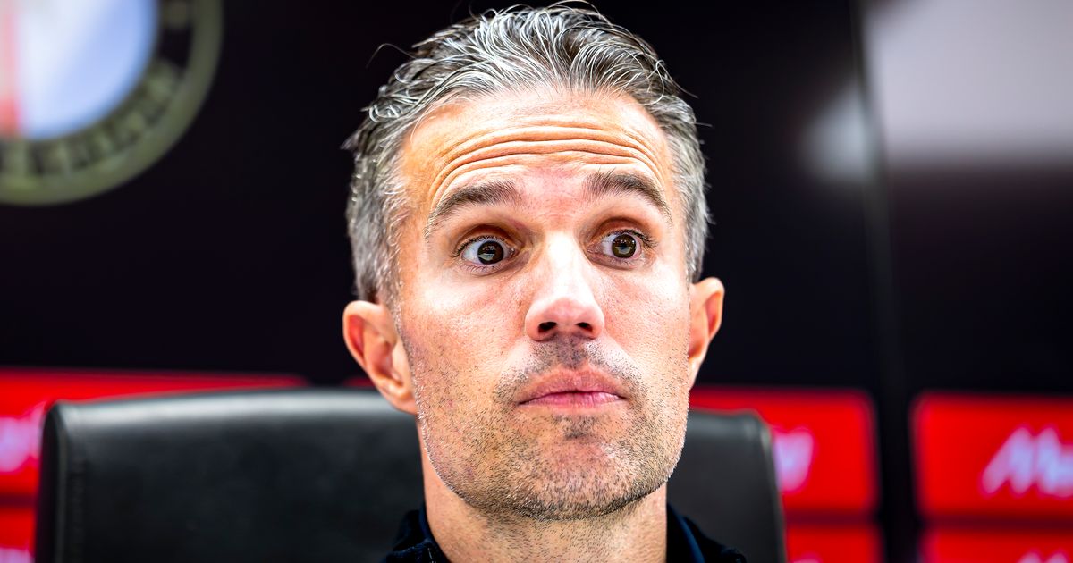 Conflictul lui Robin van Persie escaladează: „Spune-mi în față!”
