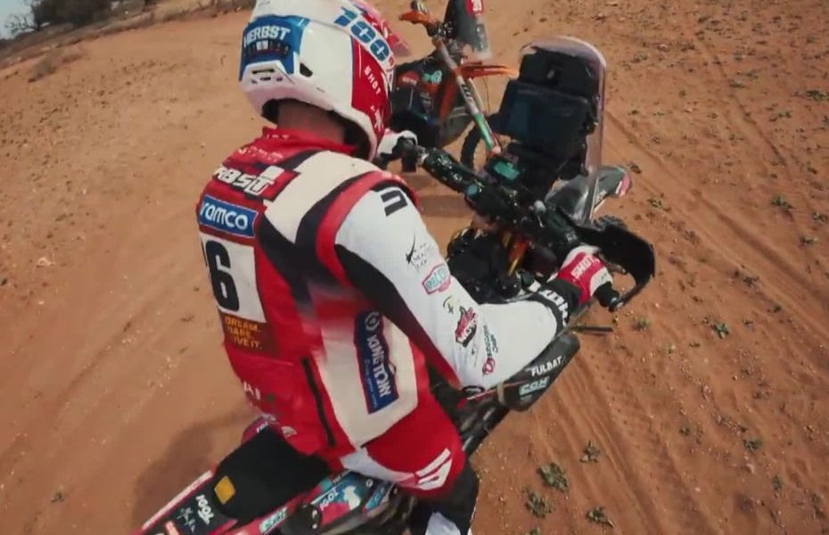 19-dakar-portraits-croises-pilotes-benjamin-melot-00-00-40-19-695561a7dcb04399047673.jpg - ReporterUrban