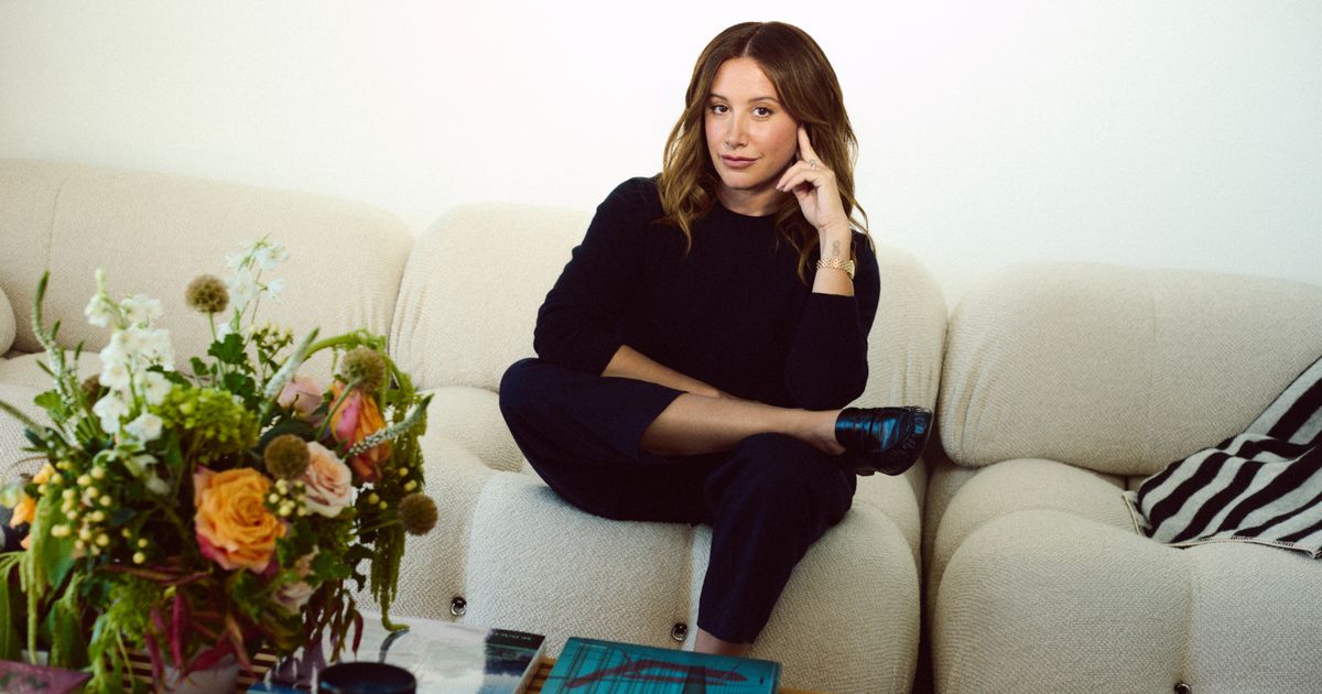 Dramă în Grupurile de Mame: O Realitate Emoționantă Recent, o mamă a dezvăluit cum experiența sa în cadrul unui grup de mame s-a transformat de la sprijin emoțional la izolarea dureroasă