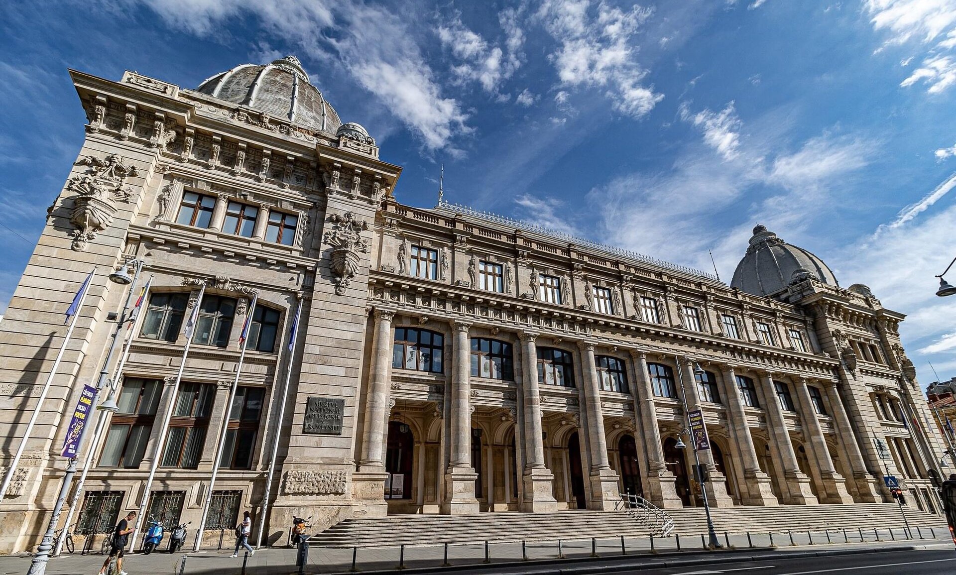 Bucureștiul marchează în această etapă importantă Ziua Culturii Naționale cu o serie de evenimente dedicate celebrării patrimoniului cultural și a istoriei naționale