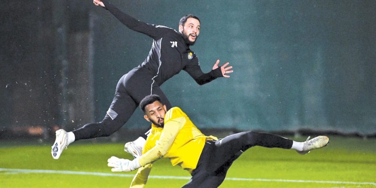 Al Gharafa players during a training session.