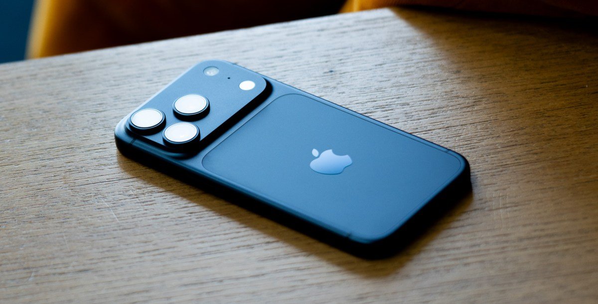 Apple aims to keep iPhone 18 price flat in face of RAM shortage, Kuo says