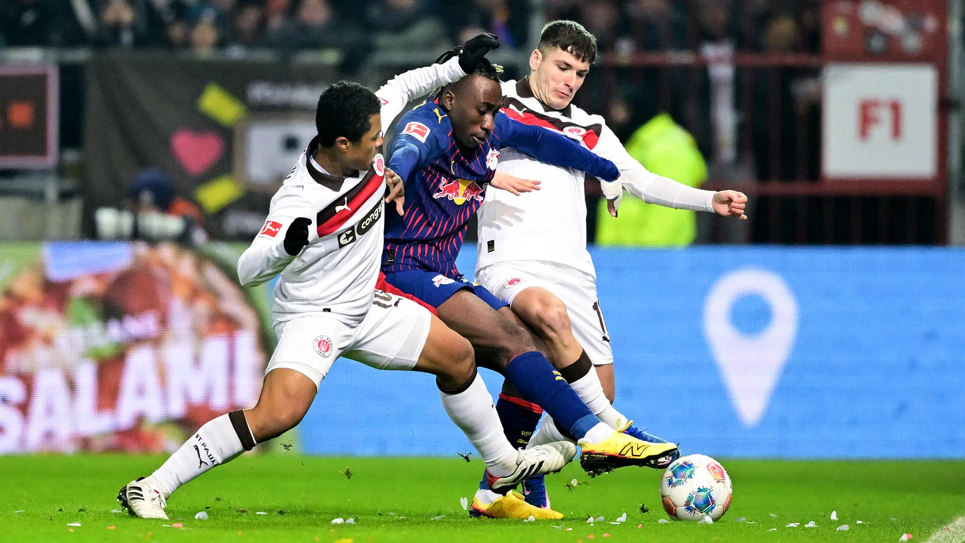 FC St. Pauli mit spätem Punktgewinn gegen Leipzig