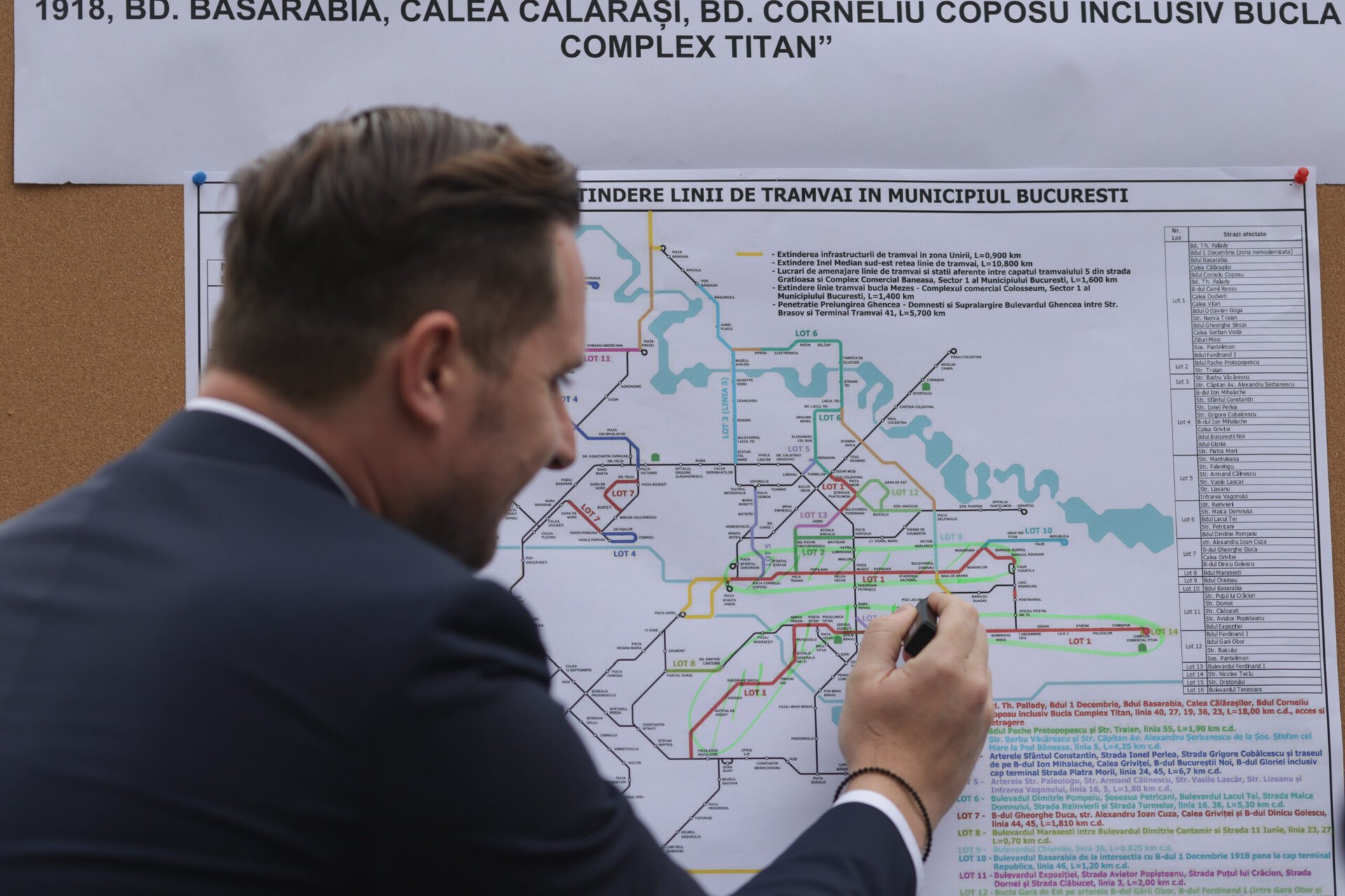 Bucureștiul se află pe marginea unui colaps al serviciului public de transport, în fața unei crize financiare fără precedent