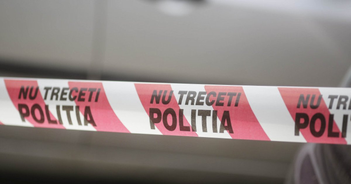 București: Medic radiolog, descoperit mort în locuința sa din Sectorul 1 O femeie în vârstă de 39 de ani, medic radiolog, a fost găsită moartă în apartamentul său din Sectorul 1 al Bucureștiului