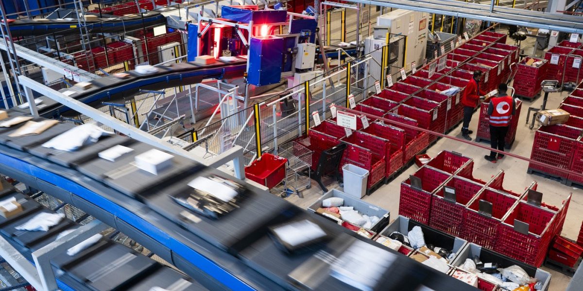 MzQ3YWZkMDdiMDA1NmQ5NDA3ZTc2OWZjMGM4MWM2.thumb_.jpg - ReporterUrban