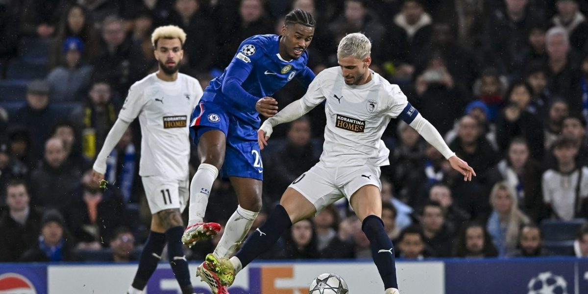 Nota-primita-de-Vlad-Dragomir-in-Chelsea-–-Pafos-1-0.-A-luat-al-doilea-calificativ-din-echipa-sa.jpg - ReporterUrban