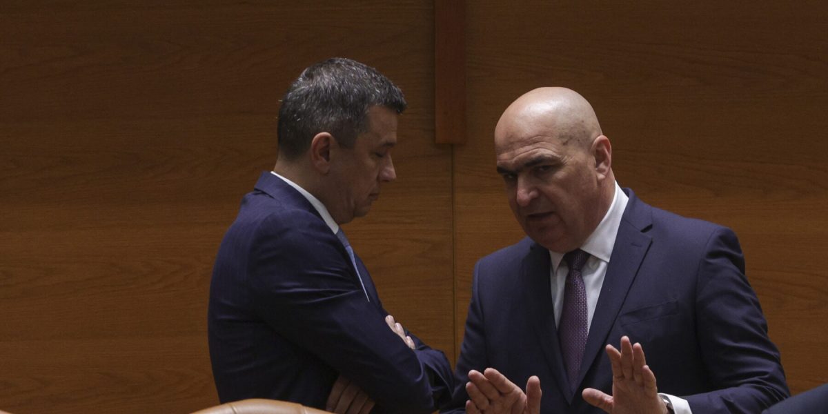 PARLAMENT_ASUMARE_5_PACHETE_BOLOJAN_002_INQUAM_Photos_Octav_Ganea-e1756747349369.jpg - ReporterUrban