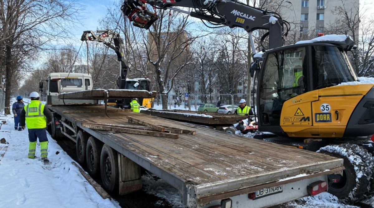 Primăria Capitalei anunță startul unor proiecte de anvergură pentru dezvoltarea infrastructurii și modernizarea orașului, dar realitatea de pe teren a rămas cumva în urma promisiunilor, cu progrese mult mai lente decât s-ar fi așteptat bucureștenii