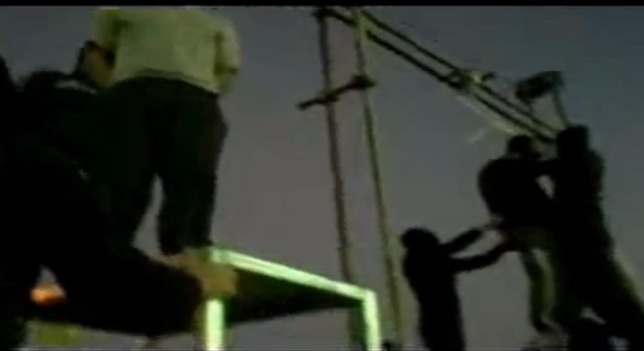 Spanzurare-Iran.jpg - ReporterUrban