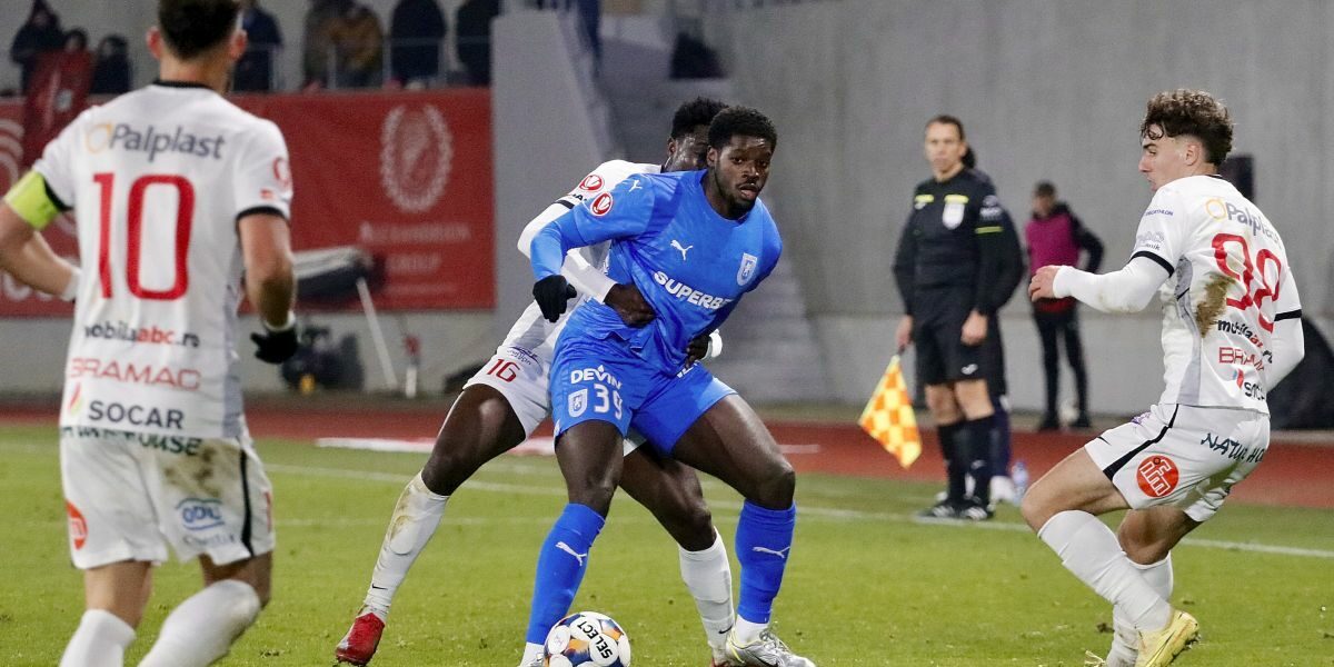 Gestul lui Steven Nsimba care l-a scos din calculele lui Filipe Coelho şi care l-a pus pe lista de transferuri la Universitatea Craiova