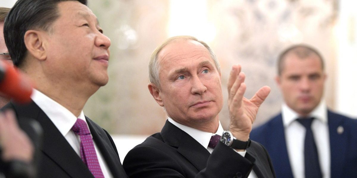 Vladimir_Putin_and_Xi_Jinping_2019-06-05_31-e1642503550894.jpg - ReporterUrban