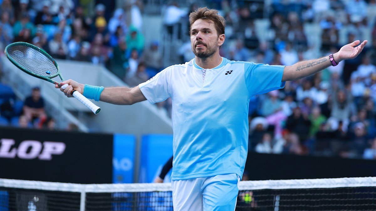 Stan Wawrinka outlasts young rival in longest match of the tournament; Jannik Sinner cruising against James Duckworth; Rod Laver Arena pays tribute to Bondi terror attack victims