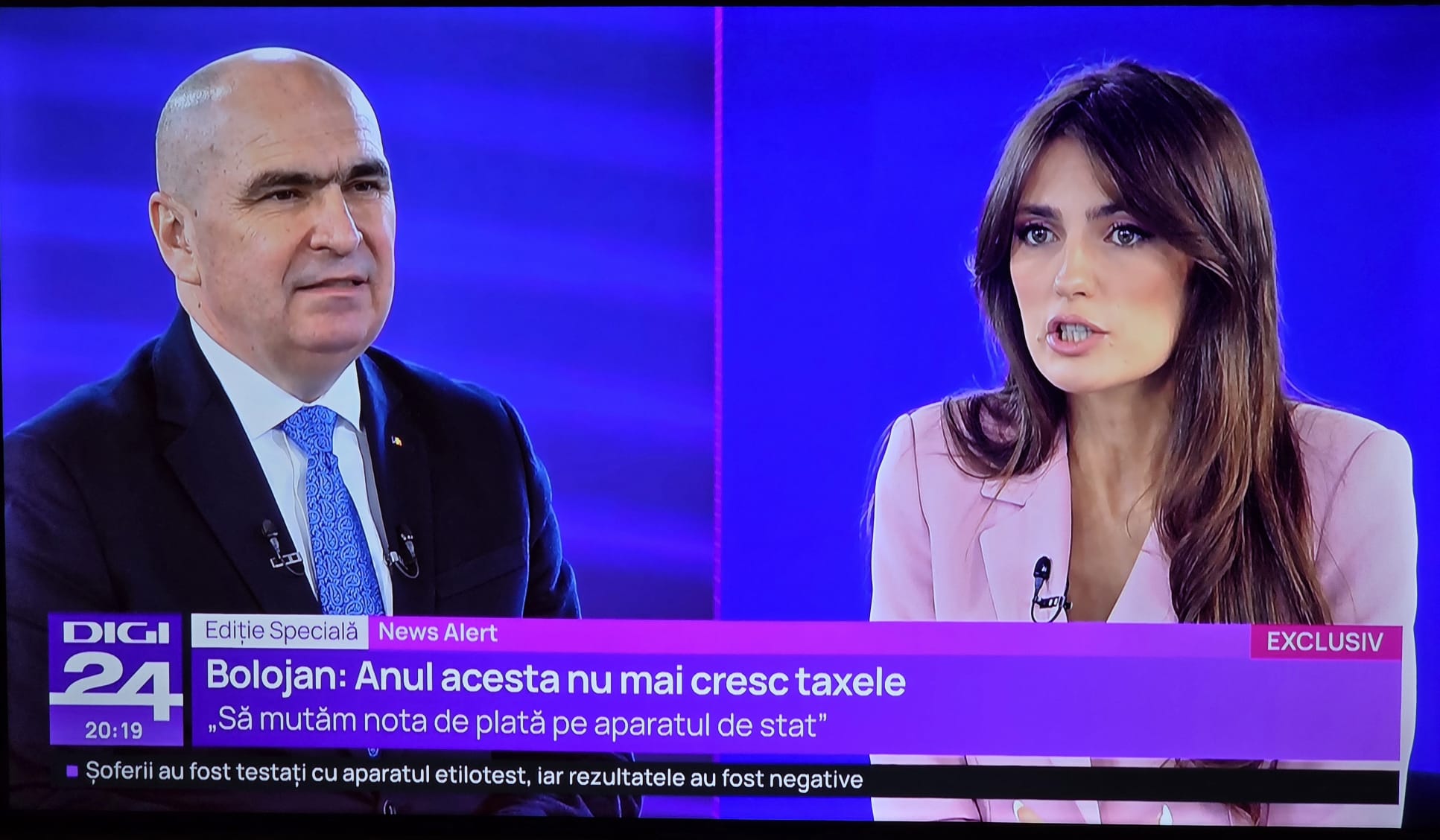 Premierul Ilie Bolojan a adus vineri seară în prim-plan tendințele și provocările recente ale politicii externe a României, într-o intervenție la Digi24, concentrându-se pe participarea țării noastre la forumul de la Davos, dar și pe alte subiecte de actualitate internală și internațională