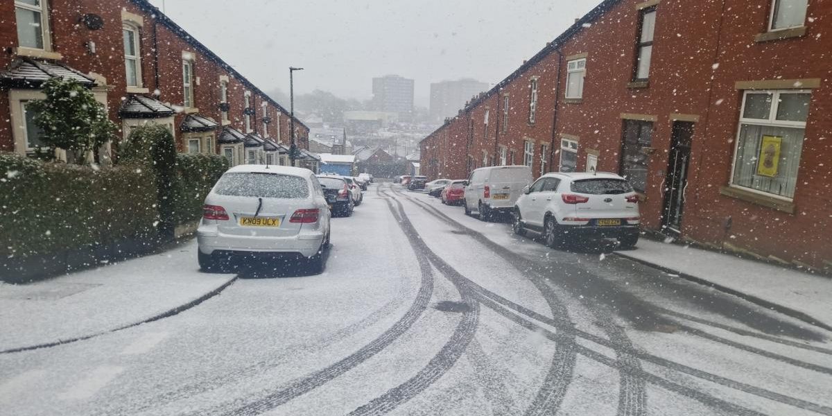 Snow showers heading to Lancashire as schools return