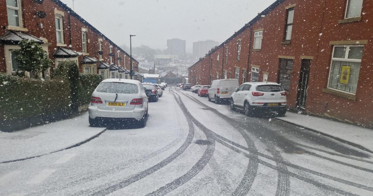 Snow showers heading to Lancashire as schools return