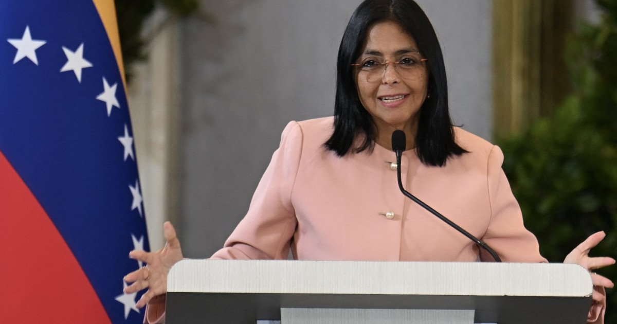 Delcy Rodriguez a devenit președinte interimar al Venezuelei Delcy Rodriguez, vicepreședinte și ministru al petrolului, a depus luni jurământul în calitate de președinte interimar al Venezuelei, conform deciziei Curții Constituționale