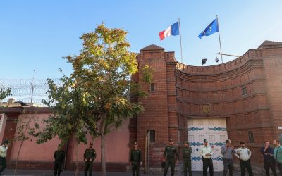 ambasada-frantei-in-iran.jpg - ReporterUrban