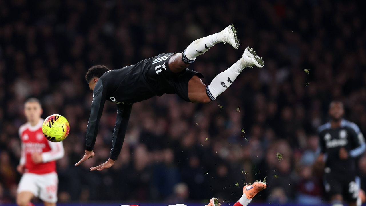 Aston Villa învinge Nottingham Forest cu 3-1, meci dominat de posesie de 81%
