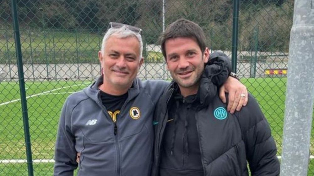 chivu-mourinho.jpg - ReporterUrban