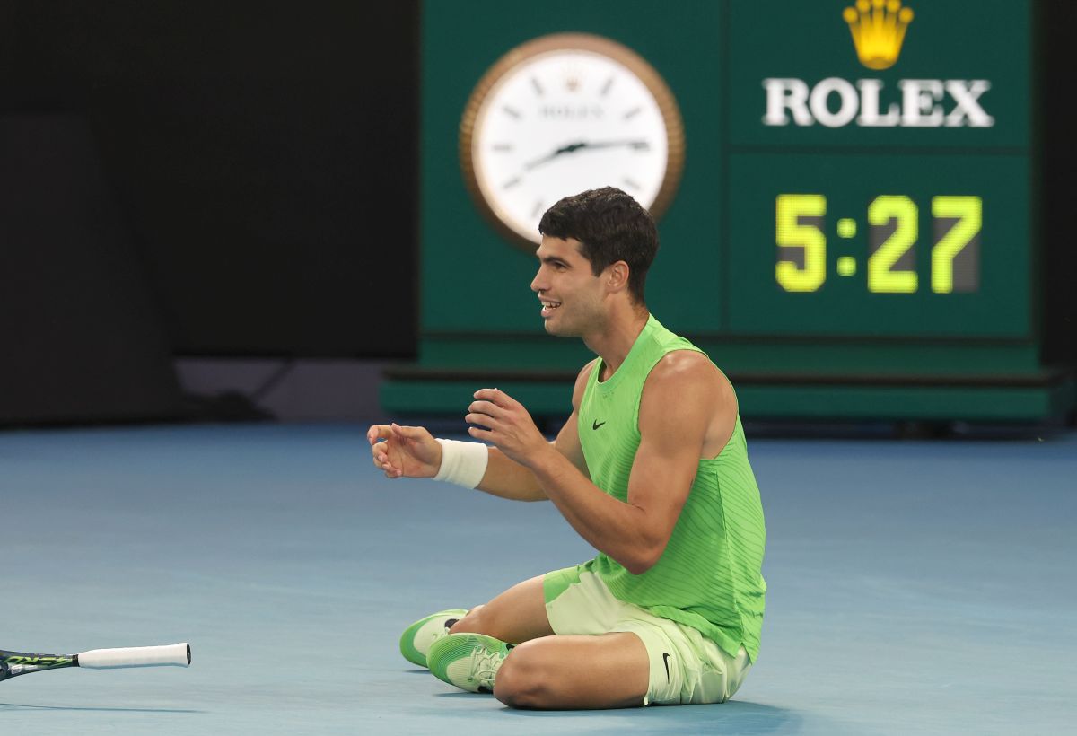Carlos Alcaraz (22 de ani, 1 ATP) a reușit să se impună în cea mai lungă semifinală din istoria Australian Open, învinsându-l pe Alexander Zverev (28 de ani, 3 ATP) după un meci electrizant, care a durat 5 ore și 27 de minute
