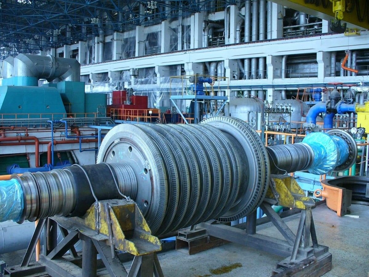 Criza energetică se adâncește în București: o nouă avarie la CET Sud afectează alimentarea cu apă caldă și căldură Duminică dimineața, locuitorii Capitalei s-au trezit din nou cu probleme în asigurarea serviciilor de încălzire și apă caldă, după ce o avarie majoră a avut loc la CET Sud, centrala termică administrată de ELCEN, companie de stat deținută de Ministerul Energiei