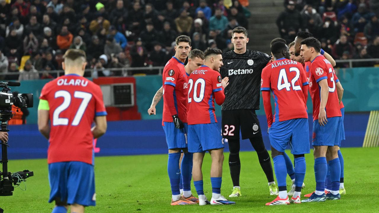 Gigi Becali pregătește o curățenie de iarnă în lotul FCSB Gigi Becali, patronul echipei FCSB, a confirmat recent că este deschis să facă modificări semnificative în echipă în ultimele zile ale perioadei de transferuri