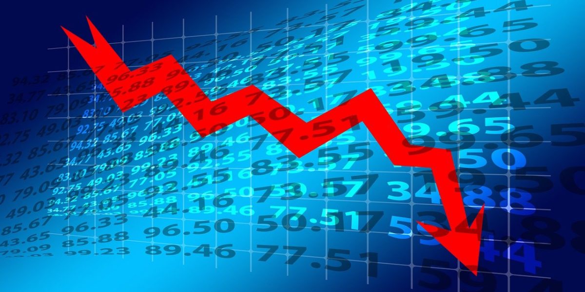 finante-economie-grafic-scadere.jpg - ReporterUrban