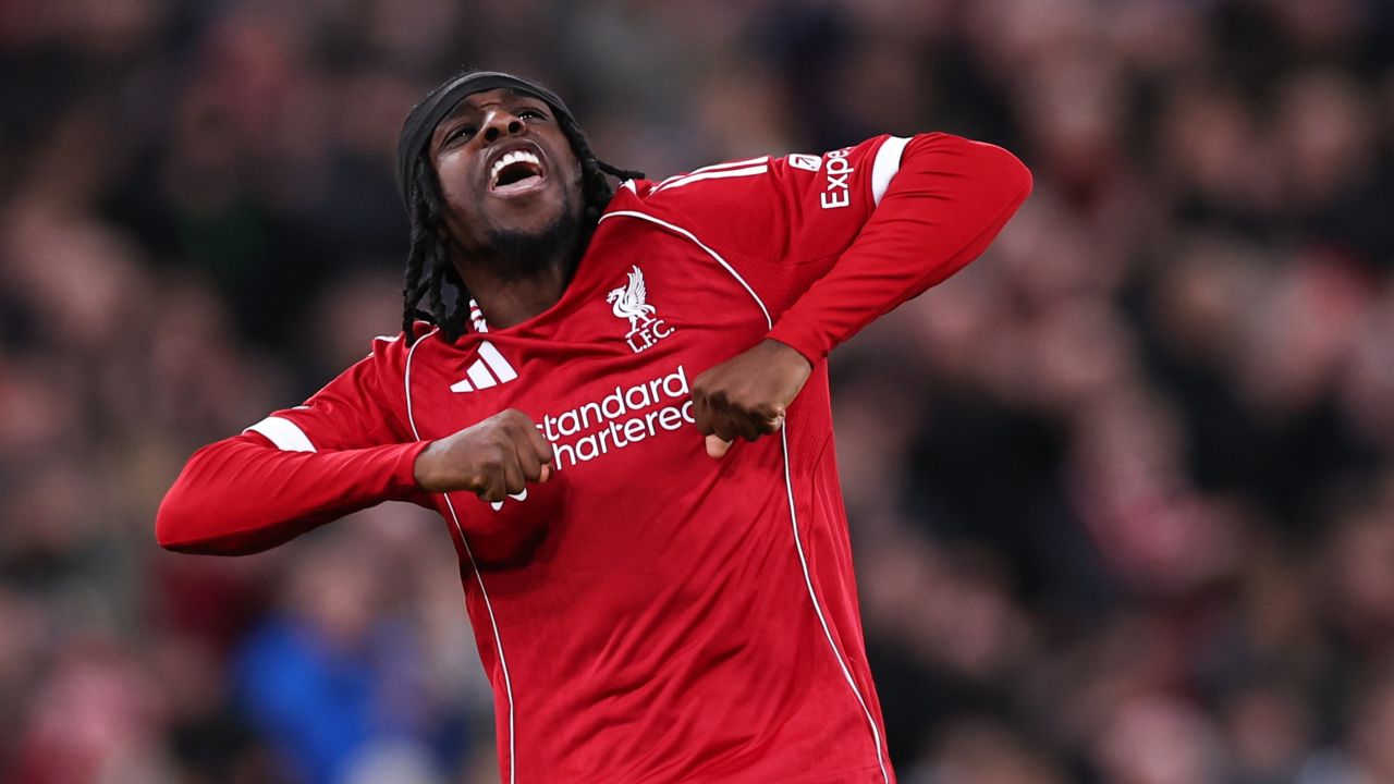 Liverpool – Barnsley: Golul trei marcat după un nou defect al lui Szoboszlai!