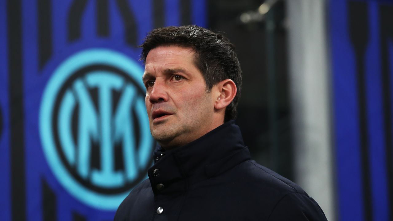 Echipa lui Cristi Chivu, campioană de iarnă în Serie A Echipa lui Cristi Chivu, antrenorul celor de la FC Internazionale Milano, a încheiat prima jumătate a sezonului de Serie A pe prima poziție, adjudecându-și titlul de „campioană de iarnă”