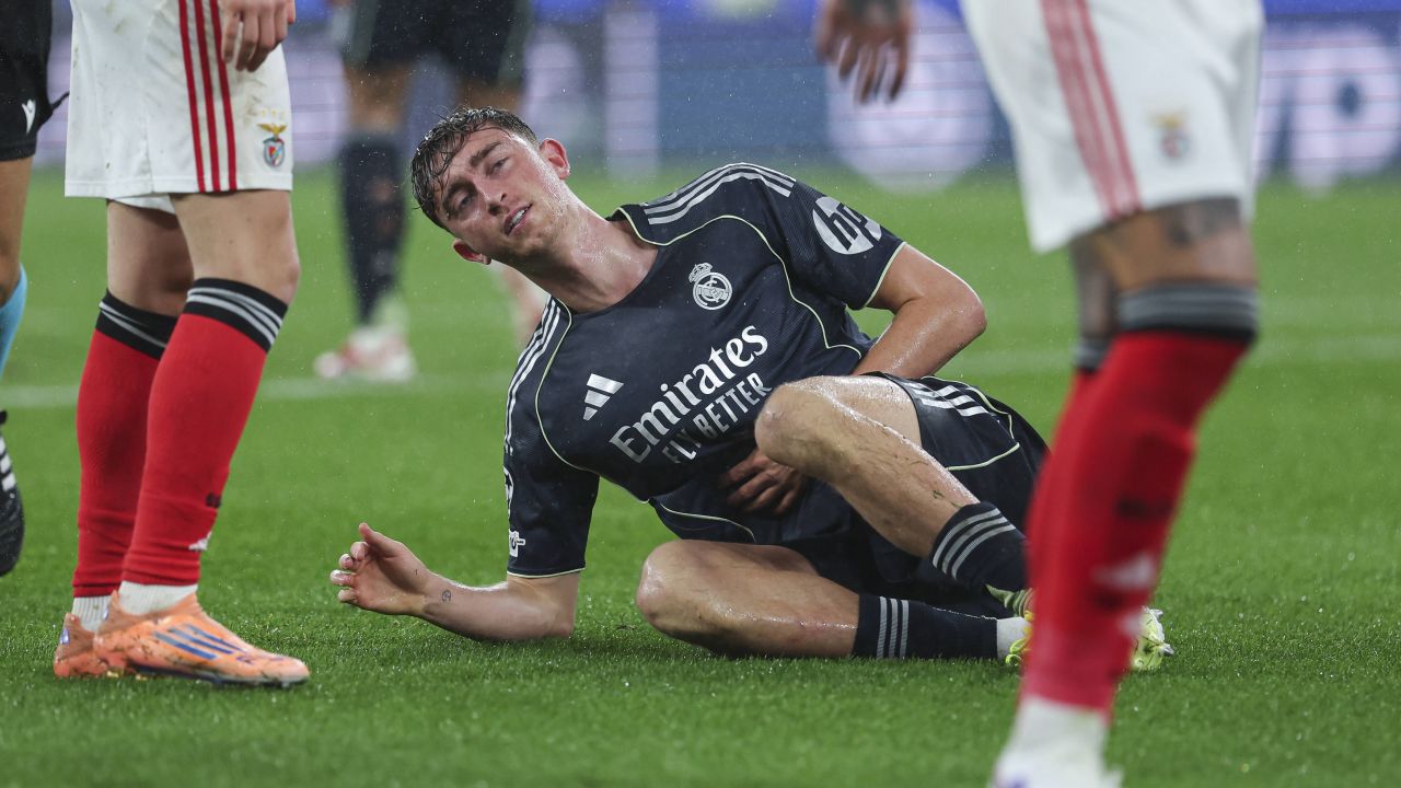 Eliminarea șoc a Real Madrid din Champions League Real Madrid, una dintre cele mai titrate echipe din istoria fotbalului european, a suferit o elimnare surprinzătoare din competiția Champions League, ieșind din primii opt după un meci dramatic care s-a decis în prelungiri