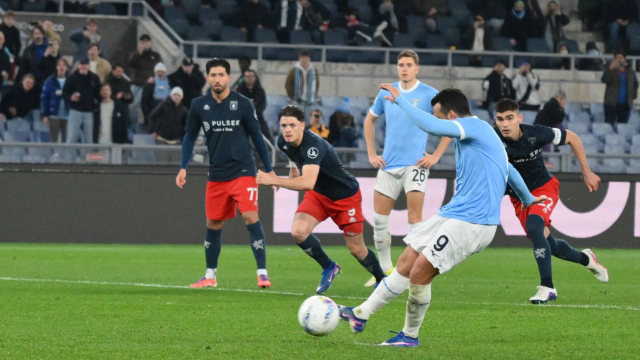 Genoa, condusă de Dan Șucu, a pierdut dramatic cu Lazio la finalul meciului.