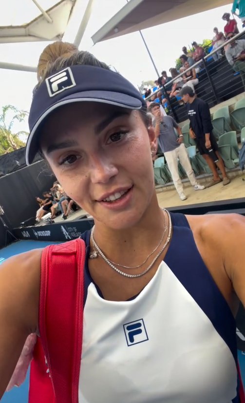 Jaqueline Cristian își fructifică șansele la WTA Adelaide Jaqueline Cristian a obținut o victorie importantă în optimile turneului WTA de la Adelaide, învingând-o pe Daria Kasatkina, numărul 8 mondial