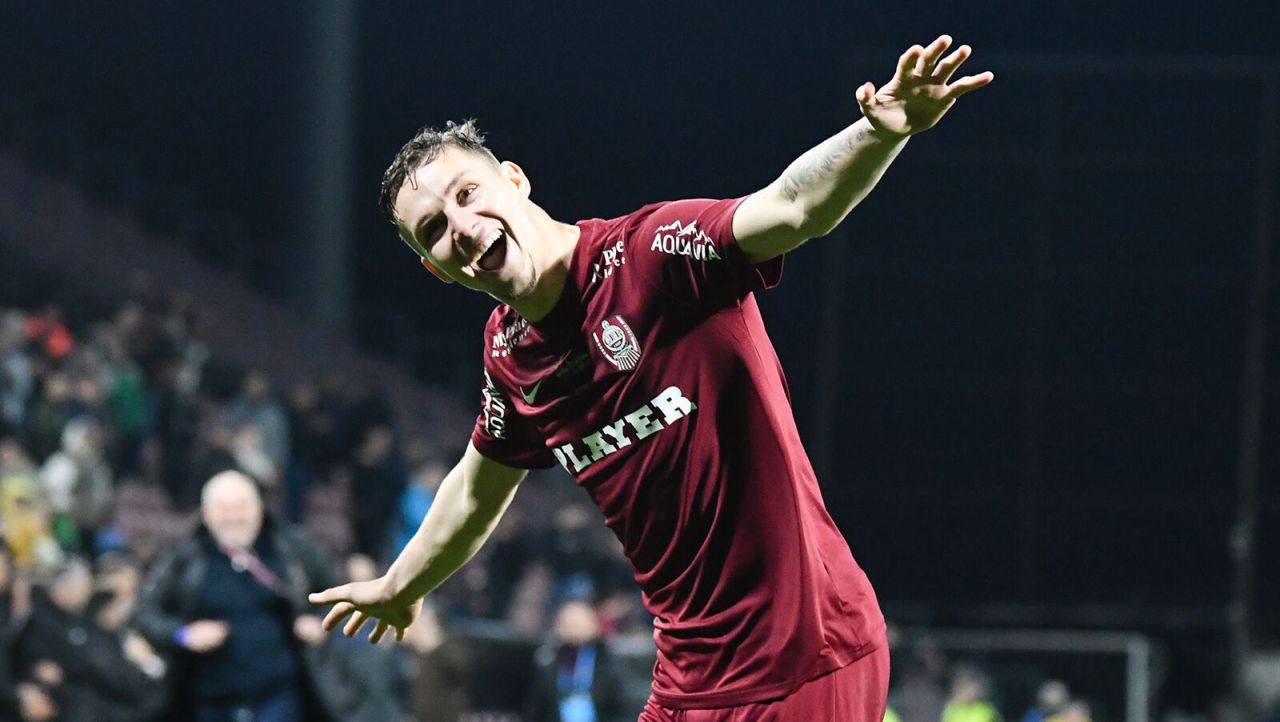 CFR Cluj a găsit un înlocuitor pentru plecarea lui Munteanu: Un atacant promițător se alătură echipei CFR Cluj a decis să facă o mișcare strategică pe piața transferurilor, aducând un nou atacant menit să umple golul lăsat de Louis Munteanu, care a ales să evolueze în Major League Soccer, alegere ce a surprins pe mulți dintre suporterii ardelenilor