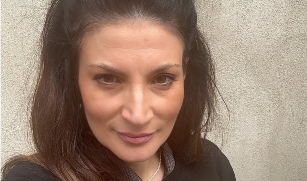 „Sentimente de bine: Cum am regăsit fericirea în momente grele”
