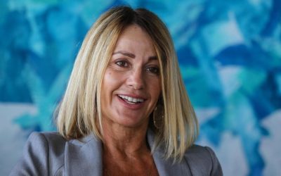 nadia-comaneci-facebook.jpg - ReporterUrban