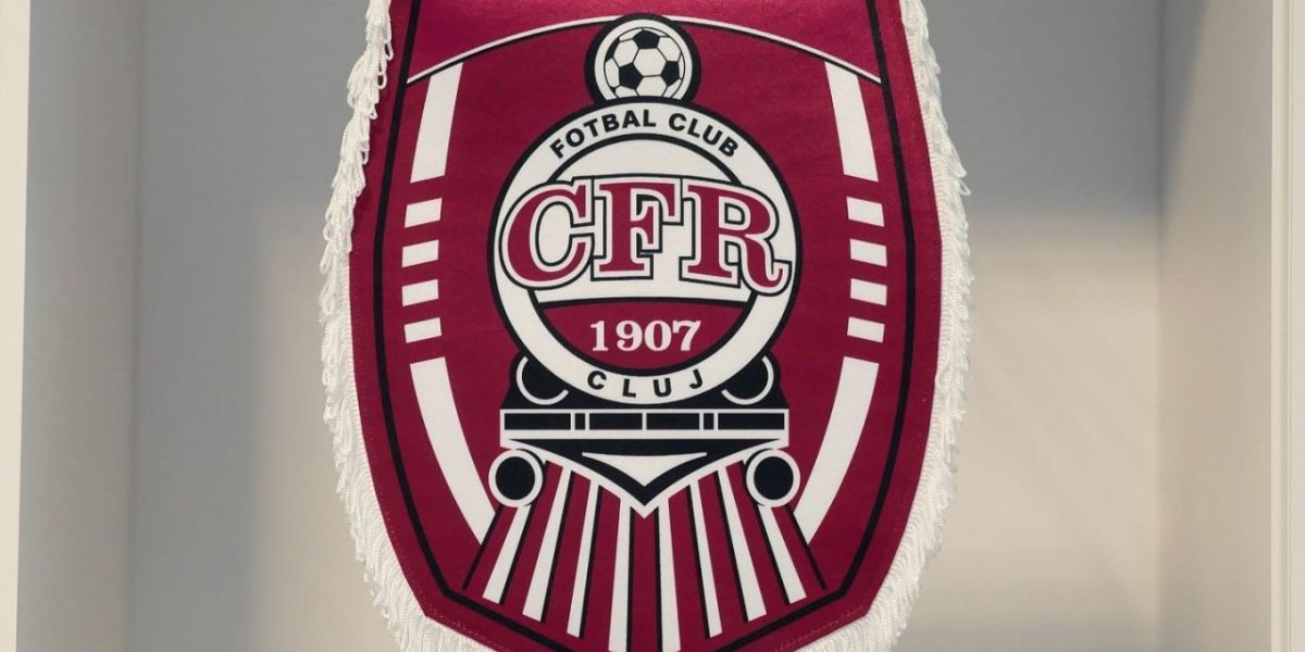 out-de-la-cfr-cluj-dan-petrescu-a-mai-pierdut-un-jucator-a-plecat_3.jpg - ReporterUrban