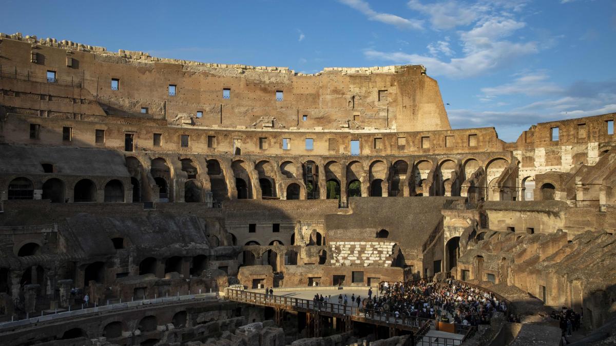 Pasajul secret de sub Colosseum, deschis publicului: artefacte fascinante!