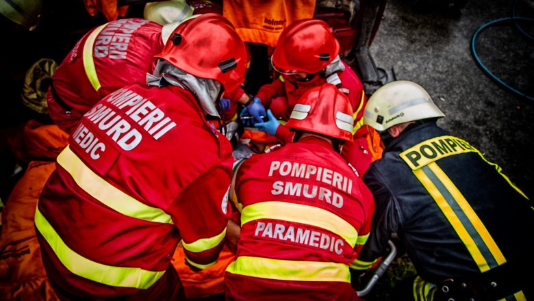 pompieri-smurd-interventii-ambulanta-112-ajutor.jpg - ReporterUrban