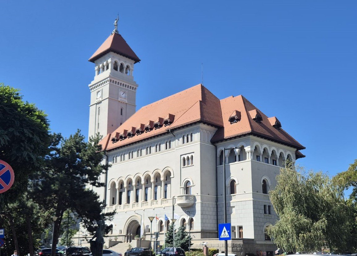 Autoritățile de control au inițiat, în această lună, o verificare de amploare la nivelul Consiliului Local al Sectorului 1 din București, vizând în special modul în care sunt gestionate două companii importante subordonate administrației locale: CET Grivița și Compania de Investiții și Dezvoltare Sector 1 S.A