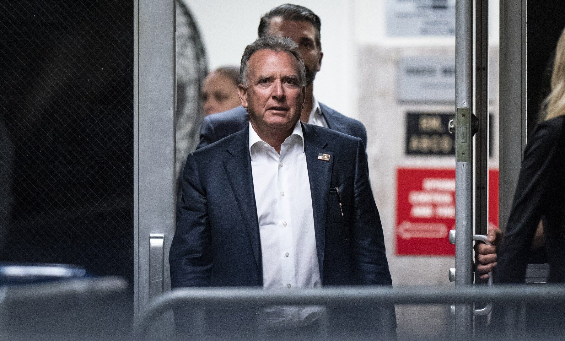 Emisarul de top al administrației Trump, Jared Kushner, și investitorul de prestigiu Steve Witkoff vor fi prezenți marți la Paris pentru reuniunea “Coaliției de Voință”, o platformă consacrată susținerii Ucrainei în contextul războiului cu Rusia, conform informațiilor oferite de postul BFMTV