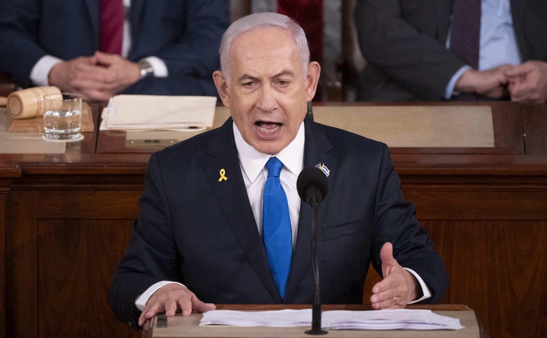 Benjamin Netanyahu avertizează: Iranul nu va reconstrui industria de rachete balistice, Israelul va interveni dacă va fi necesar Prim-ministrul israelian Benjamin Netanyahu a reiterat luni angajamentul statului Israel de a interzice Iranului dezvoltarea și consolidarea programului său de rachete balistice, într-un discurs rostit în fața parlamentului