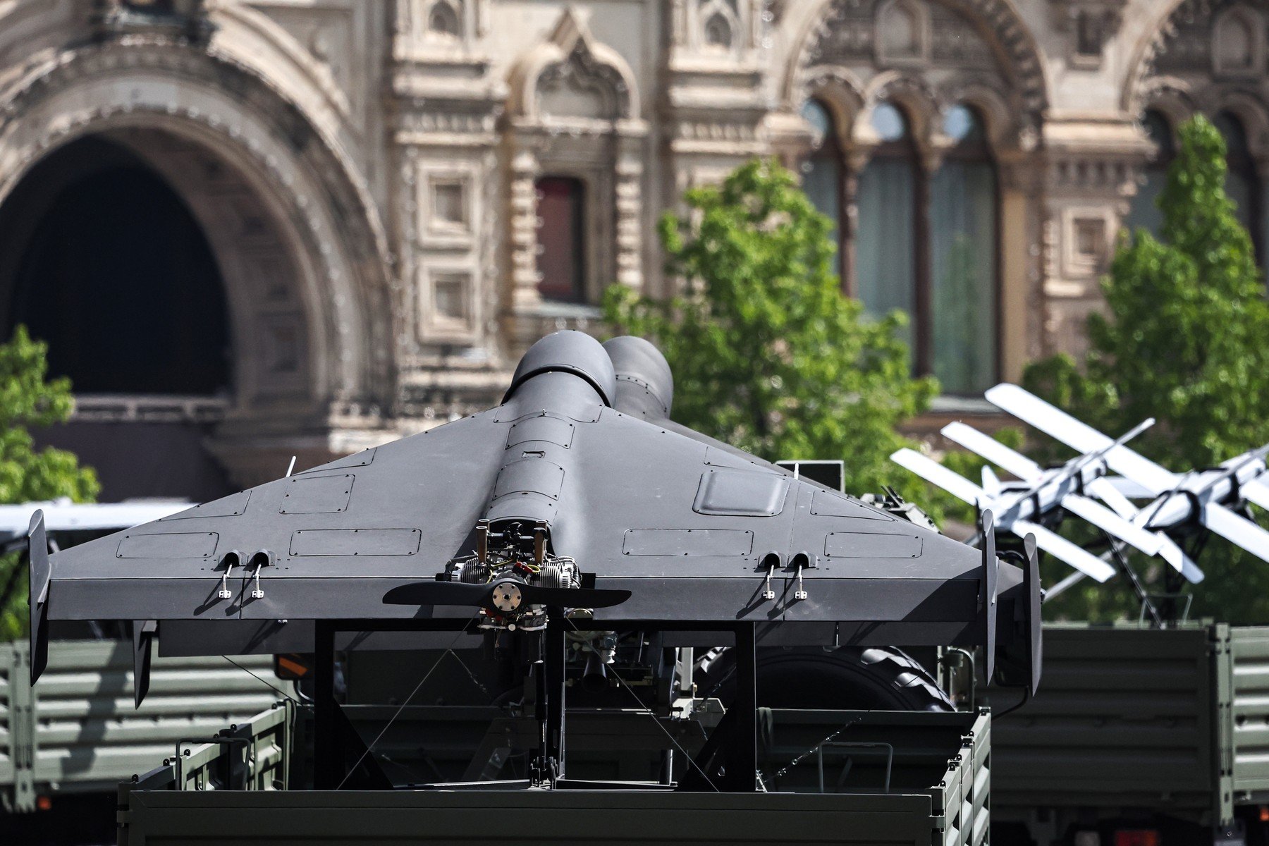 Iranul își întărește considerabil arsenalul militar, adăugând circa 1.000 de drone de ultimă generație, în contextul tensiunilor tot mai accentuate cu Statele Unite