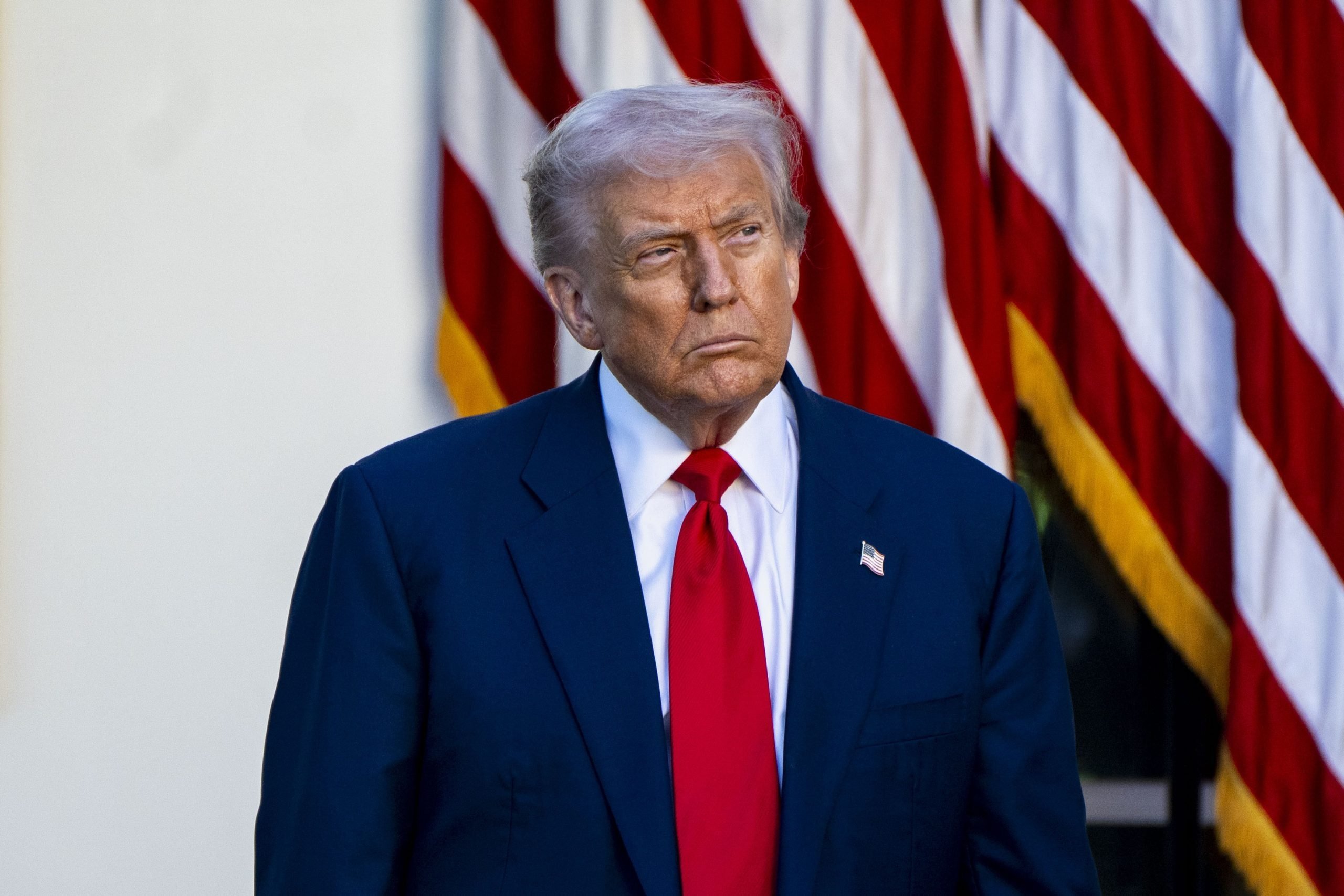 Trump anunță capturarea lui Maduro: SUA lansează atacuri asupra Venezuelei Președintele american Donald Trump a declarat sâmbătă că Statele Unite au efectuat „atacuri la scară largă” împotriva Venezuelei, anunțând capturarea liderului acesteia, Nicolas Maduro, și a soției sale, Cilia Flores